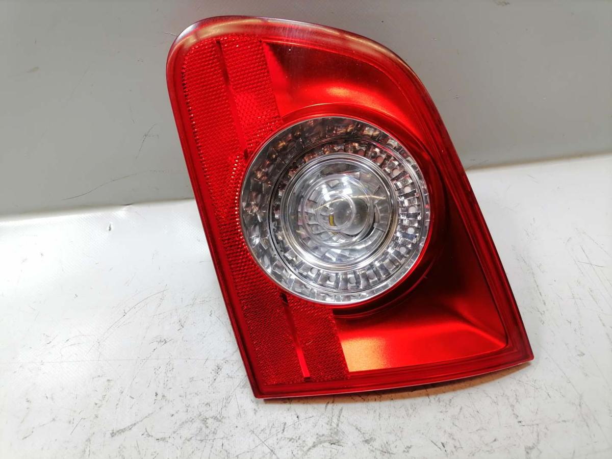 VW Passat 3C original R&uuml;cklicht R&uuml;ckleuchte Schlussleuchte innen rechts Bj.2010